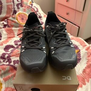 On cloud surfer trail